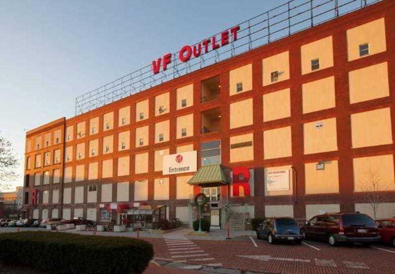 Courtyard Reading Wyomissing Hotel Exterior photo